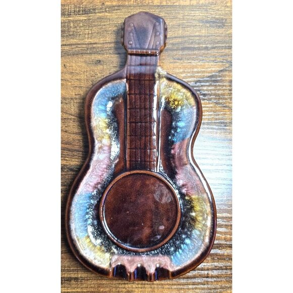 Vintage Ceramic Guitar-Shaped Ashtray In Multicolor Glaze Finish Made in Japan - Picture 2 of 8